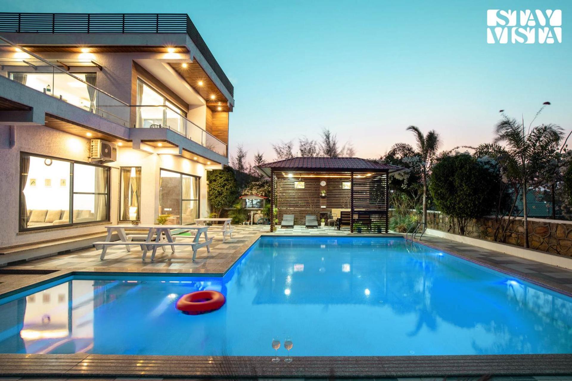 Stayvista'S Bella Dream - Mountain-View With Outdoor Pool, Lawn Featuring A Gazebo & Indoor Games 烏代浦 外观 照片